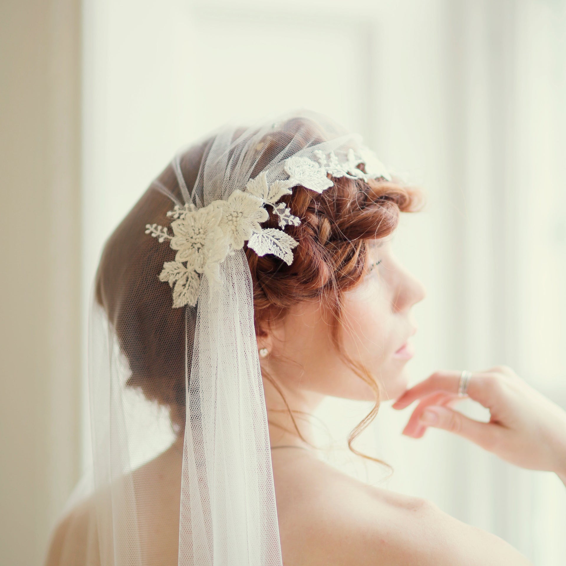 Juliet cap veil
